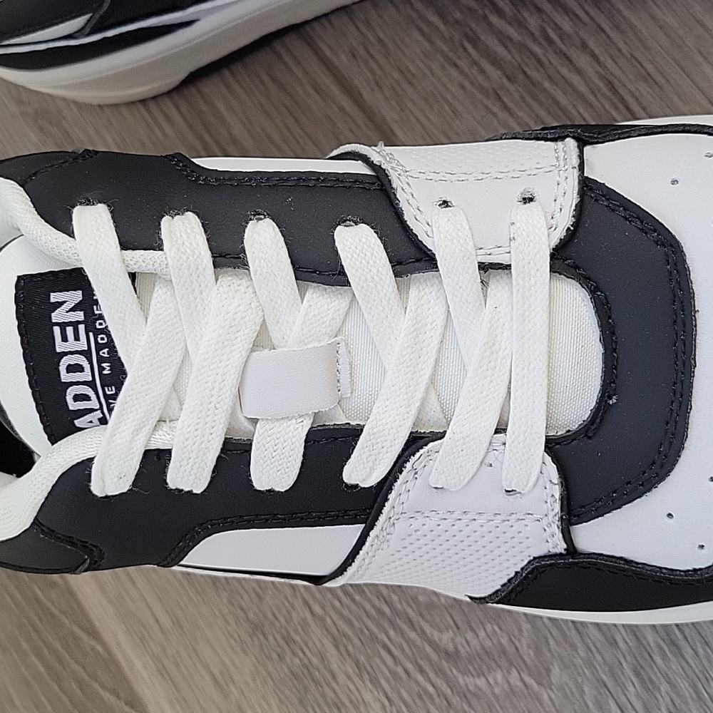 Madden MTINKER Men's Black & White Low-top Sneakers Size 11 NIB - Picture 5 of 8
